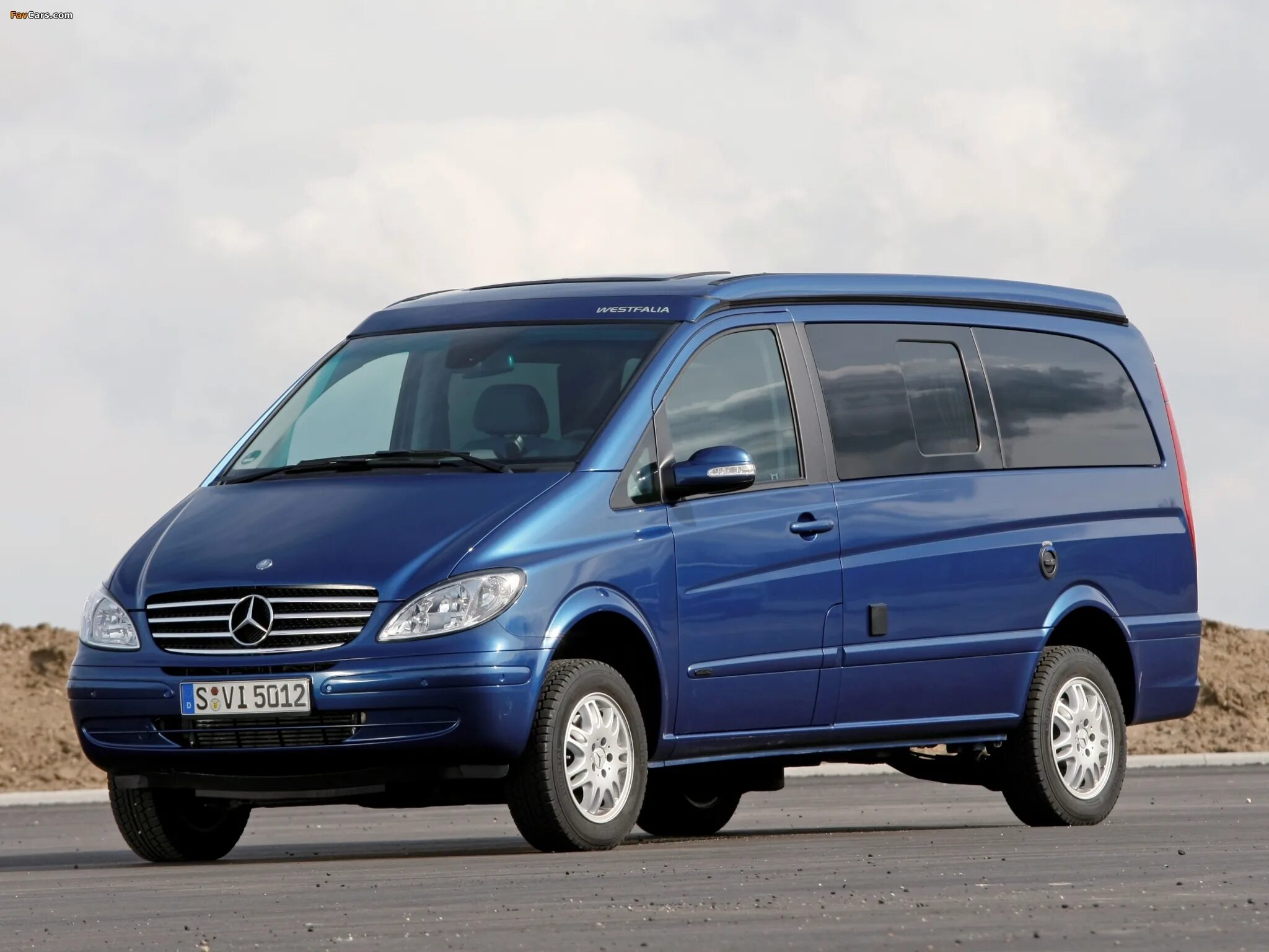 Мерседес вито в крыму купить. Mercedes-Benz Viano. W639 Marco Polo. Мерседес Вито Марко поло. Mercedes-Benz Viano Marco Polo.