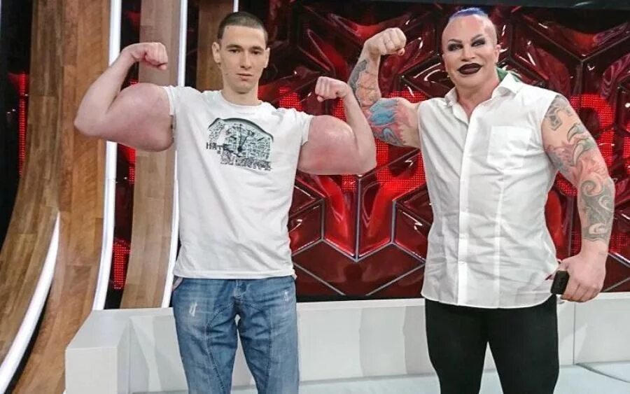 Руки-базуки кирилл терешин. Как зовут руки базуки. Кирилл терешин до базук. Кирилл терешин накачал губы. Как зовут руки базуки.