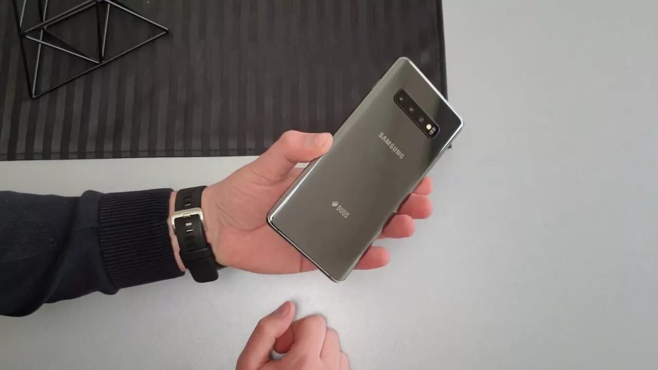 Galaxy s10 ceramic. Galaxy s10 plus ceramic 1tb. samsung s10 plus ceramic black. самсунг s10 plus керамика. s10 plus ceramic black.