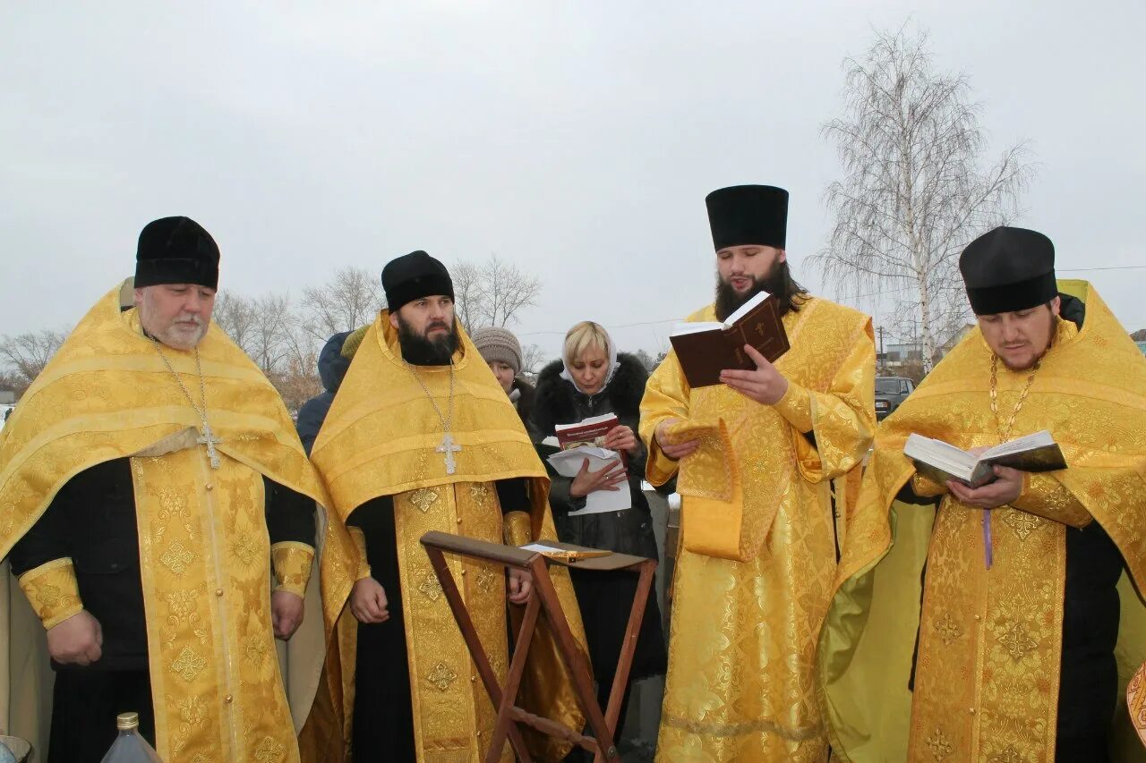 Погода верхнеуральский район п. Поселок Спасский Верхнеуральский район храм. П Спасский Верхнеуральский район. Священники Магнитогорской епархии. Духовенство Магнитогорской епархии.