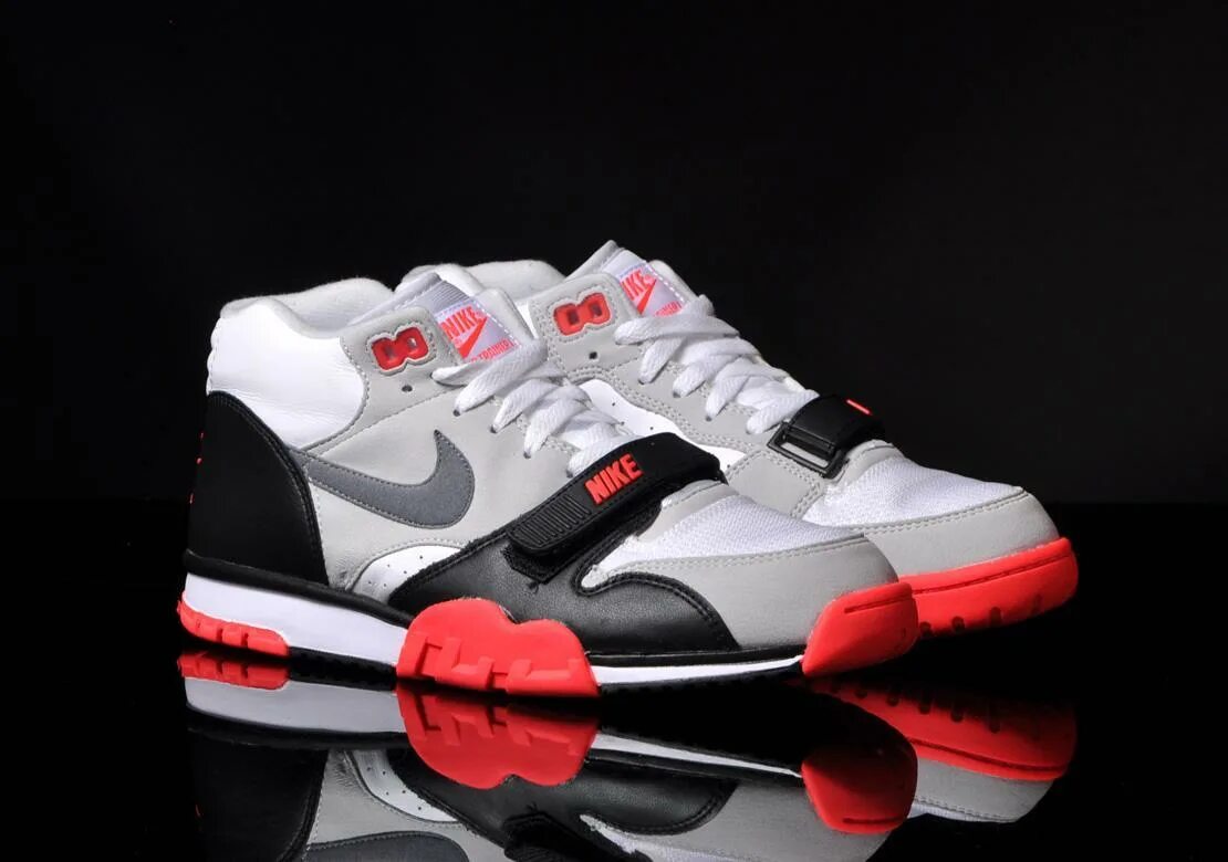 Кроссовки nike air trainer