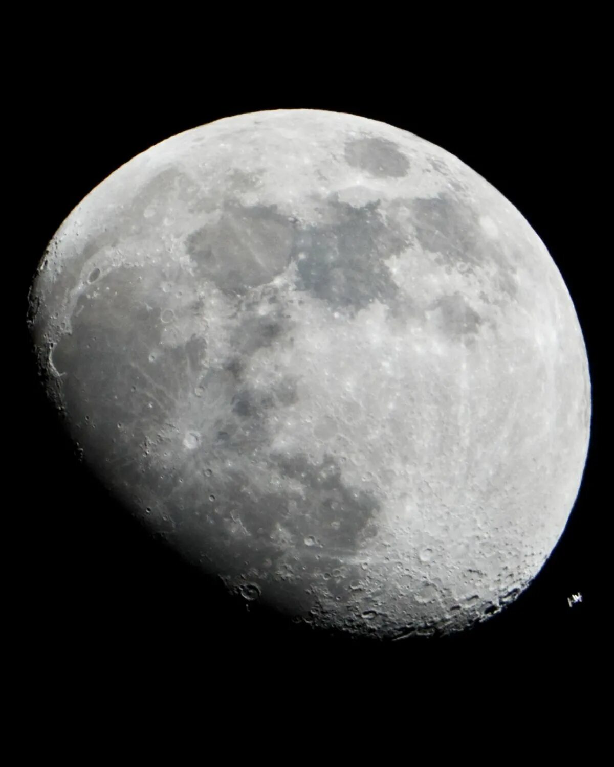 Lunar space. Луна. Луна в космосе. Луна вблизи. Луна картинки.