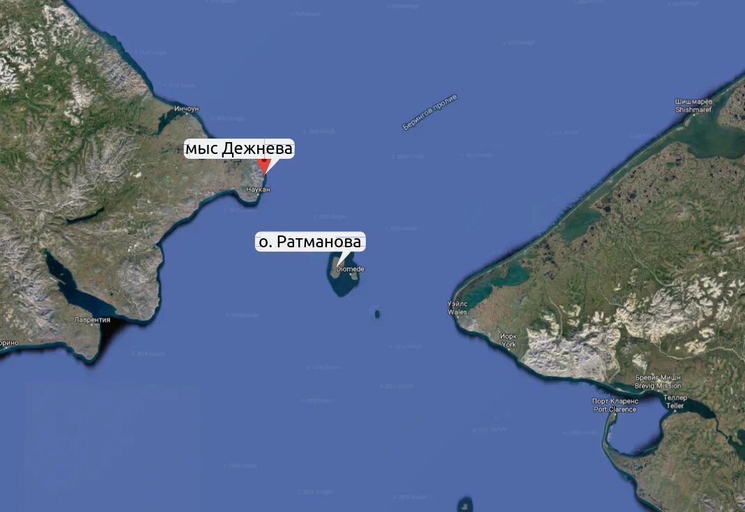 Остров ратманова где. Остров Ратманова в Беринговом проливе на карте. Мыс Дежнева и остров Ратманова. Мыс Дежнева Берингов пролив. Остров Ратманова в Беринговом проливе на карте России.
