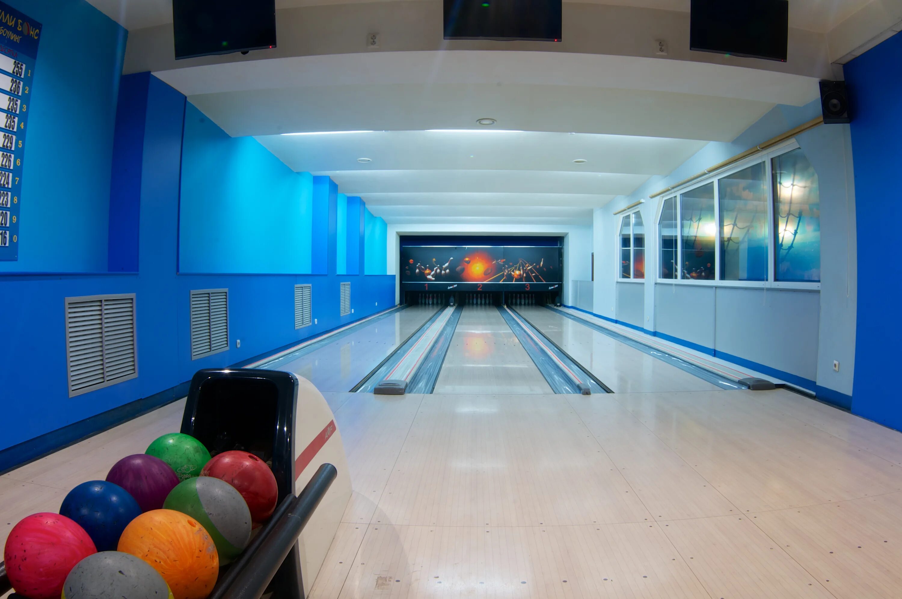 Муравейник тц июнь череповец. Игровой зал муравейник тц июнь череповец. Игровые автоматы череповец. Билли бонс череповец боулинг. Фази фан иваново.