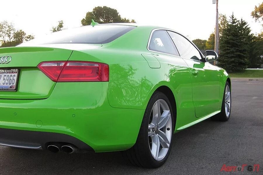 Т б зеленая. Ауди а5 зеленая. Audi a5 s5 зеленый. Ауди а5 зеленый металлик. Ауди а4 зеленая.