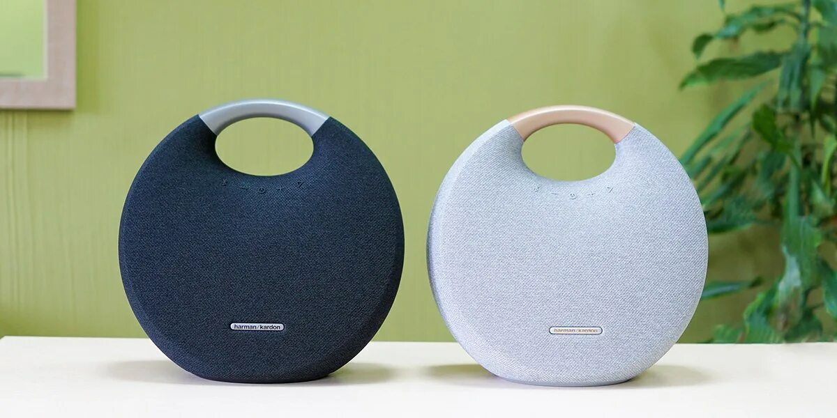 Harman kardon onyx 7. харман кардон 212 багажник. Harman kardon luna. портативная акустика harman/kardon aura. Harman kardon logo png.