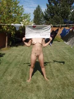 Naked in my backyard - kanotie.com