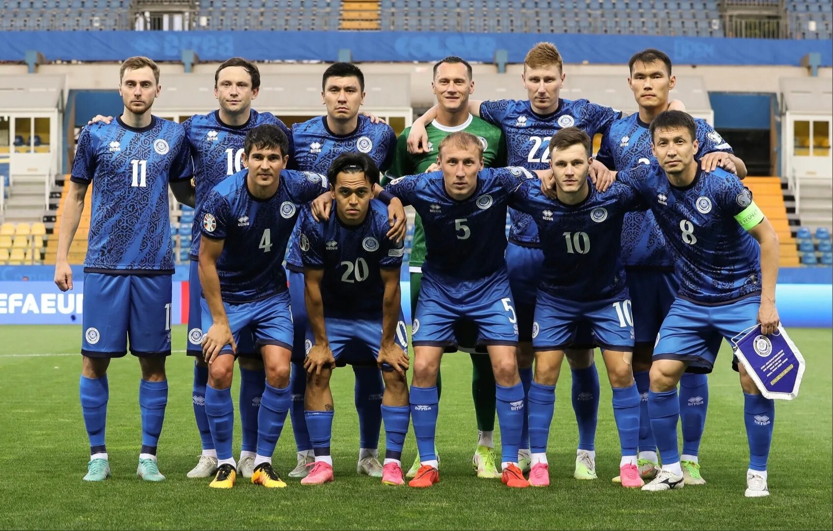 Kazakhstan fc. казахстан футбол сборная. фк кайрат 1992. сборная команда казахстан футбол. футбольнаякомандп казахстана.