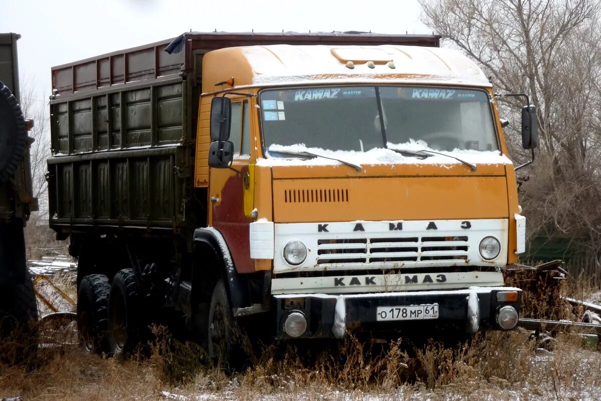 Купить камаз бу в воронежской области. КАМАЗ 5320 55102. КАМАЗ колхозник 55102. КАМАЗ 5320 сельхозник. Самосвал тягач КАМАЗ 55102.