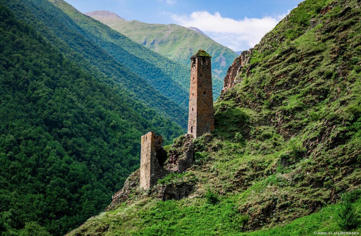 Зоны чеченская республика. Горы Чеченской Республики. Чечня. Башенный комплекс меши меши. Башенный комплекс Таргим Ингушетия. Шатой башня.