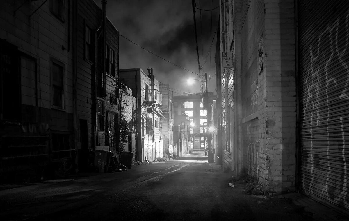 Темная улица россии. Темный переулок 40 Иваново. Темный переулок Лос Анджелес. Темная улица. Тёмный страшный переулок.