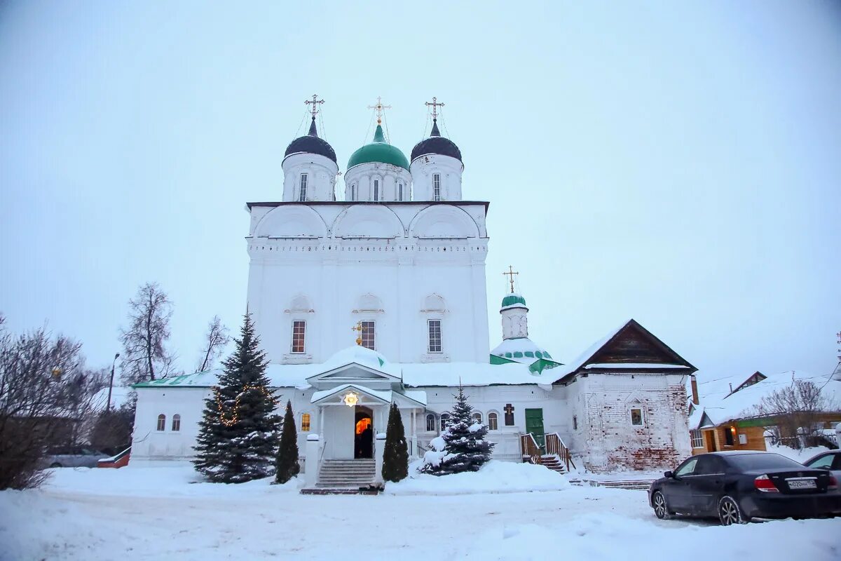 Сайт балахны нижегородской области. Рождественская Церковь Балахна. Рождество храм Балахна. Церковь Рождества Христова Балахна. Церковь в Балахне Нижегородской области.