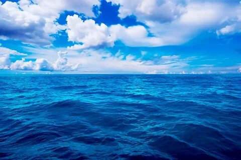 Самое большое синее море