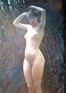 jeune fille nue en forêt.