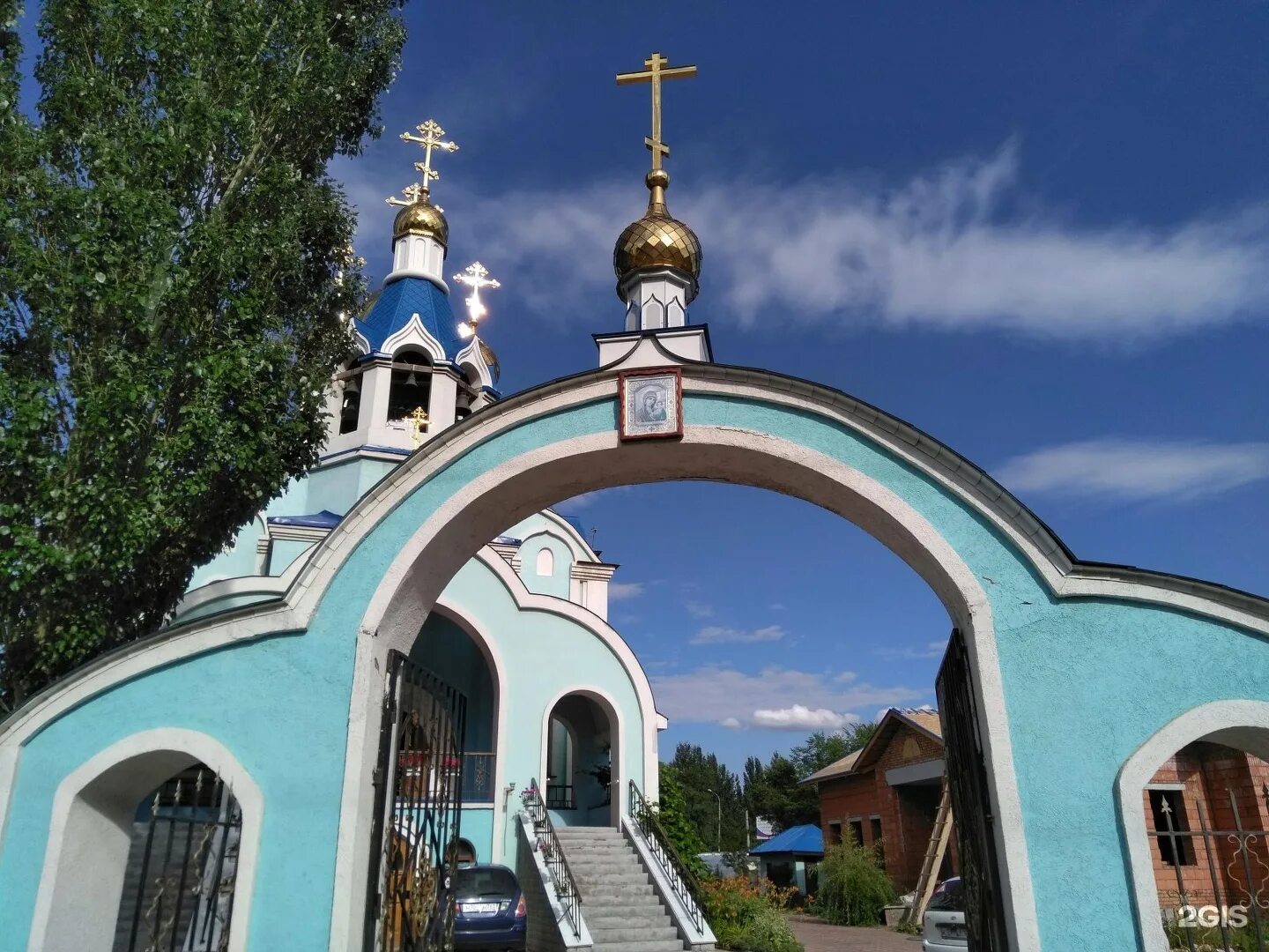 Телефоны храмов самары. Храм белокаменный многокупольный в самарской области. Богадельня вознесенский собор самара. Телефоны храмов самары. Телефоны храмов самары.