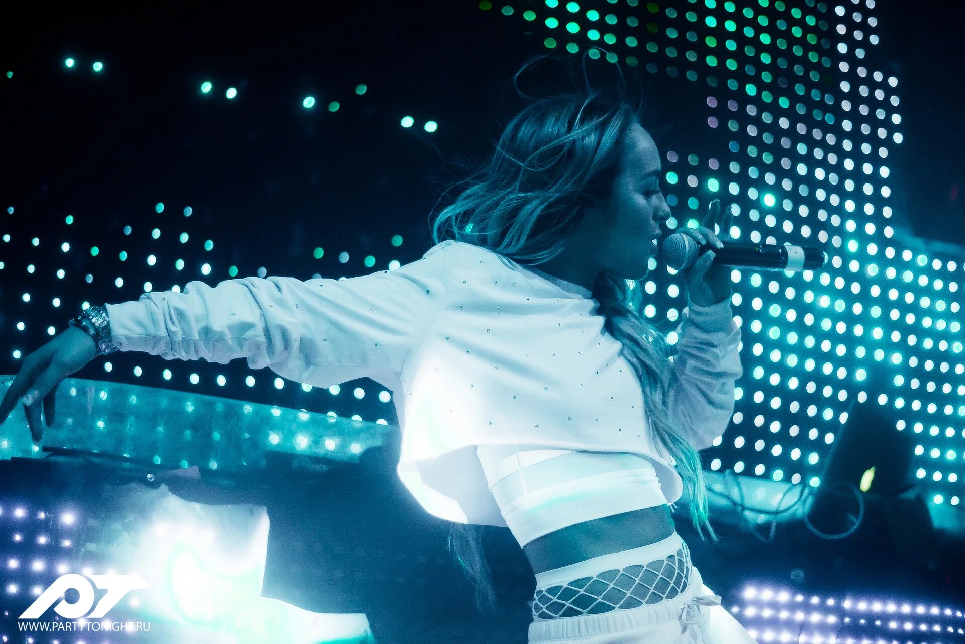 мадемуазель аватария. песня 2022 девочка. хиты 2022 best russian music. недавний концерт анет сай. Ronny певица.