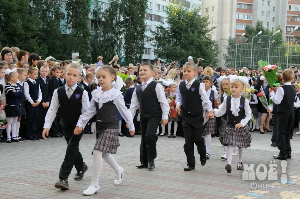 Номера воронежских школ. Школа 76 Воронеж. Школа 95 Воронеж. Школа 13 Воронеж. Школа 13 Воронеж форма.