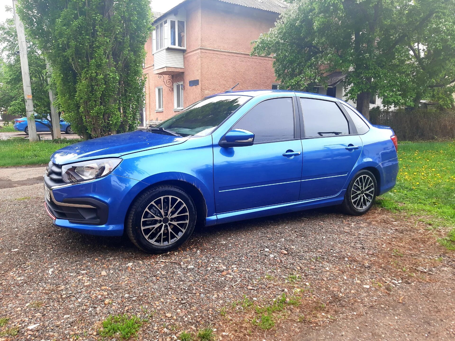 Диски гранта drive active r16. Диски гранта актив. Lada granta drive active диски r16. Диски гранта drive active r16. Диски лада спорт r15.