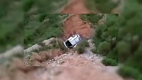 Видео машин где падают