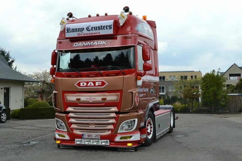 Daf tuning. Фура даф 105. даф 105 и 106. daf xf 105 tuning. daf xf 106.