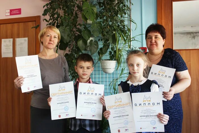 Школа номер 6 красноярск. Школа номер 6 красноярск. Гимназия 6 красноярск. 6 школа на матросова красноярск. Школа 6 красноярск.