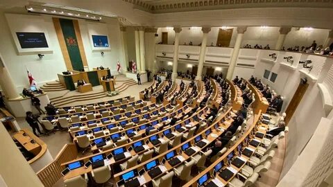 Спикер парламента грузии подписал закон об иноагентах