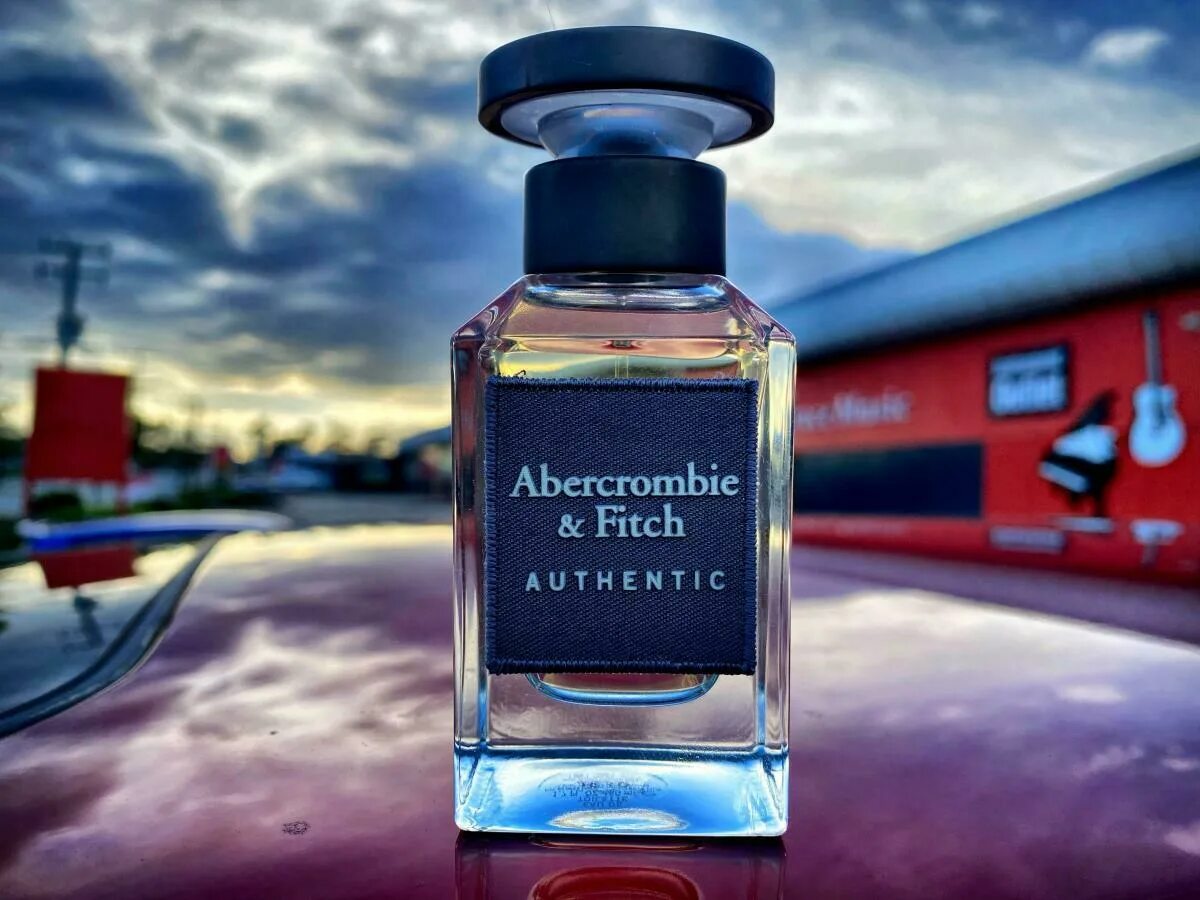 Аберкромби туалетная вода. Духи Abercrombie Fitch Найт. Abercrombie & Fitch authentic Night 50 мл. Abercrombie Fitch authentic men. Духи Abercrombie Fitch authentic.