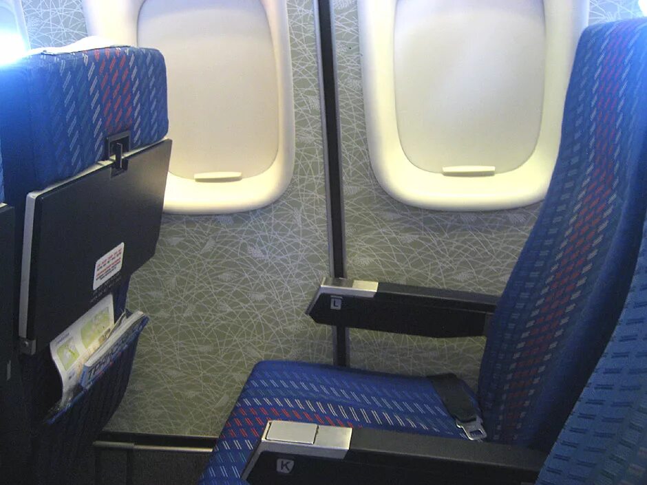 Boeing 737-800 победа кресла xl. Кресло d в самолете. Самолетное кресло. Airbus a320 салон. Кресло "самолет".