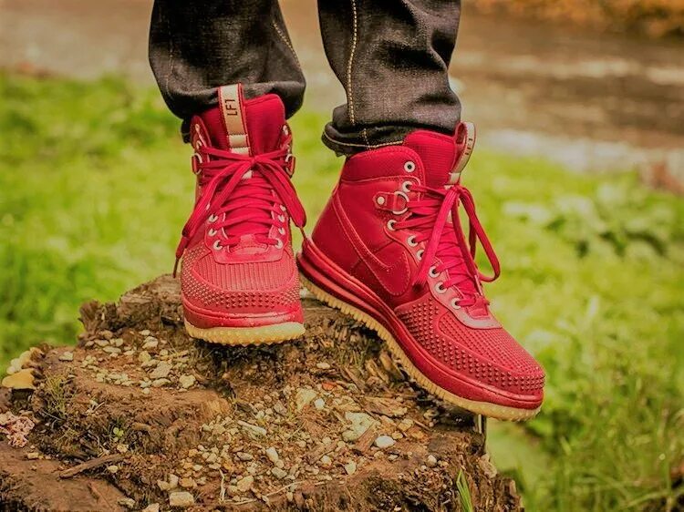 Nike duckboot lunar 1. Nike Lunar Force 1 Duckboot Red. Nike Lunar Force 1 Duckboot 18. Nike Lunar Force 1 Duckboot красные. Кроссовки Nike Lunar Force 1 Duckboot.