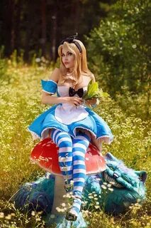 Kalinka Fox - Alice in Wonderland 1 Story Viewer - エ ロ コ ス プ レ