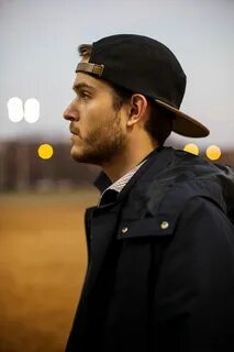 Caps man