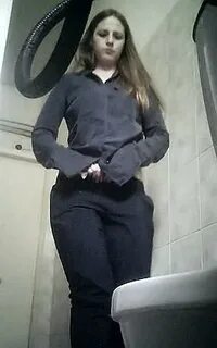 Женский туалет в институте