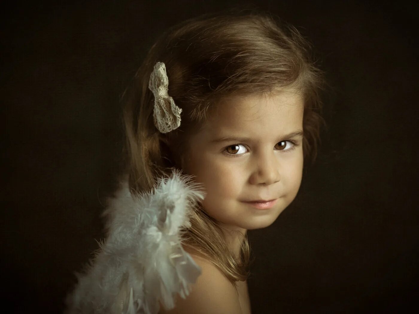 Мелкая / little. Gods 1991. Sweet little angels. Little angel риэлтор. Sweet little angels.