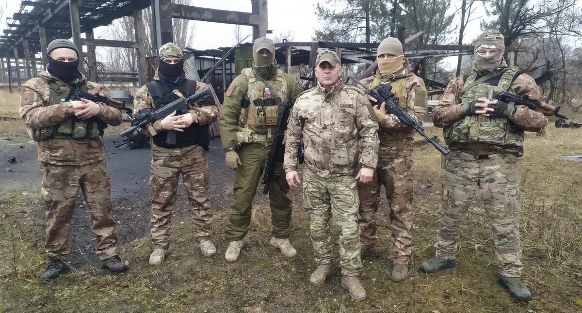 Бойцы ЧВК Вагнера на Украине. ЧВК Вагнер. Боец ЧВК Вагнер. Бойцы ЧВК Вагнера в Артемовске.