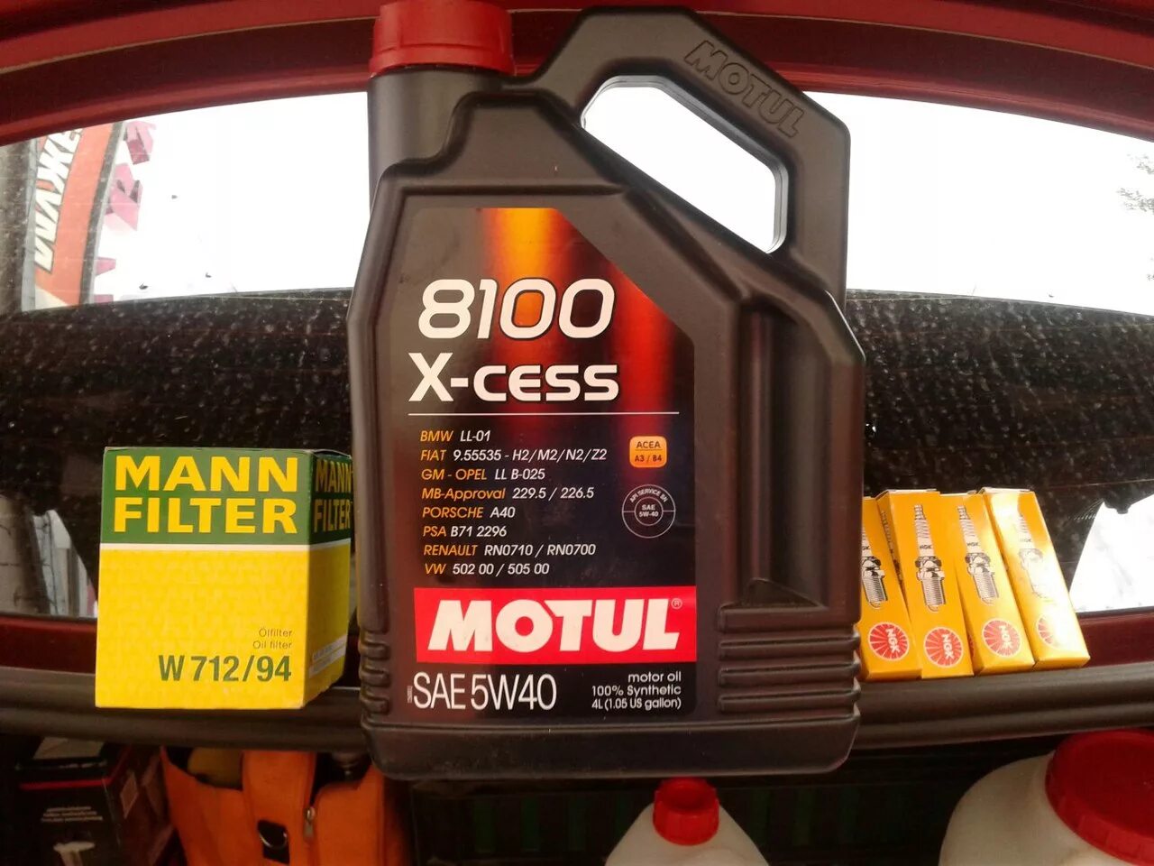 X cess 5w40 купить. Motul 8100 x-Cess 5w40. Motul Xcess 8100 5w40. Motul 8100 x-Cess 5w-40 на поло седан. Мотюль 5w40 на Фольксваген поло.