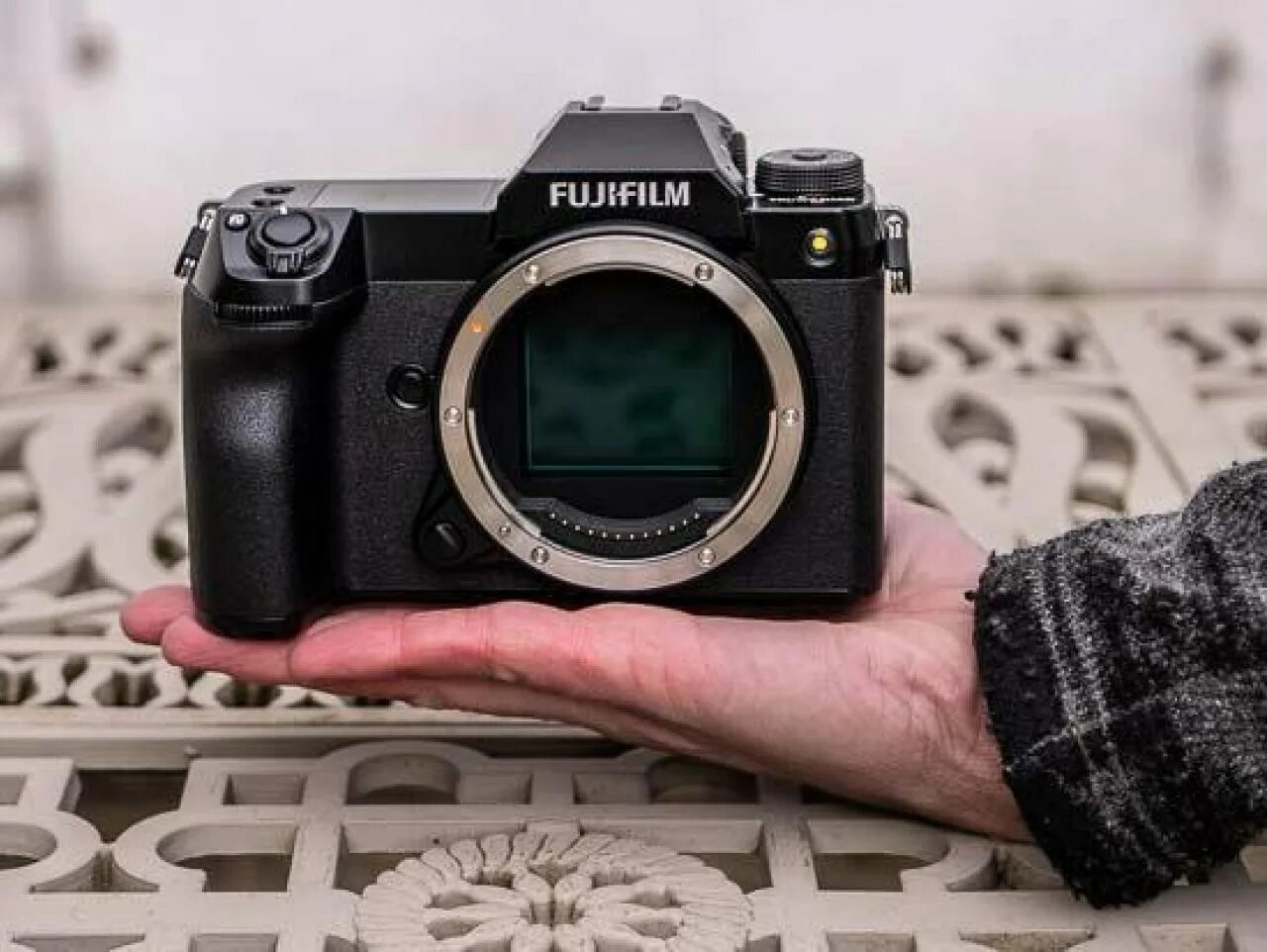 Fujifilm gfx 100 ii примеры фото Fuji GFX 100S Review Build Quality and Handling