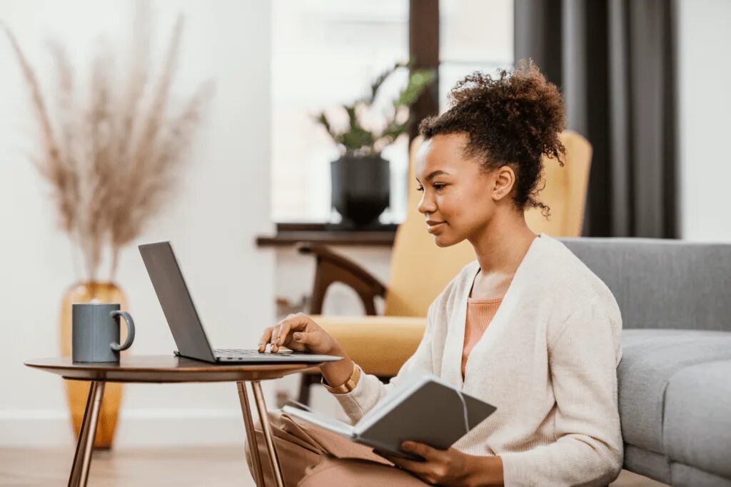 Florence ada keynes. Business woman in office. Бизнес на дому для женщин. Молодая женщина на работе. A working woman will.