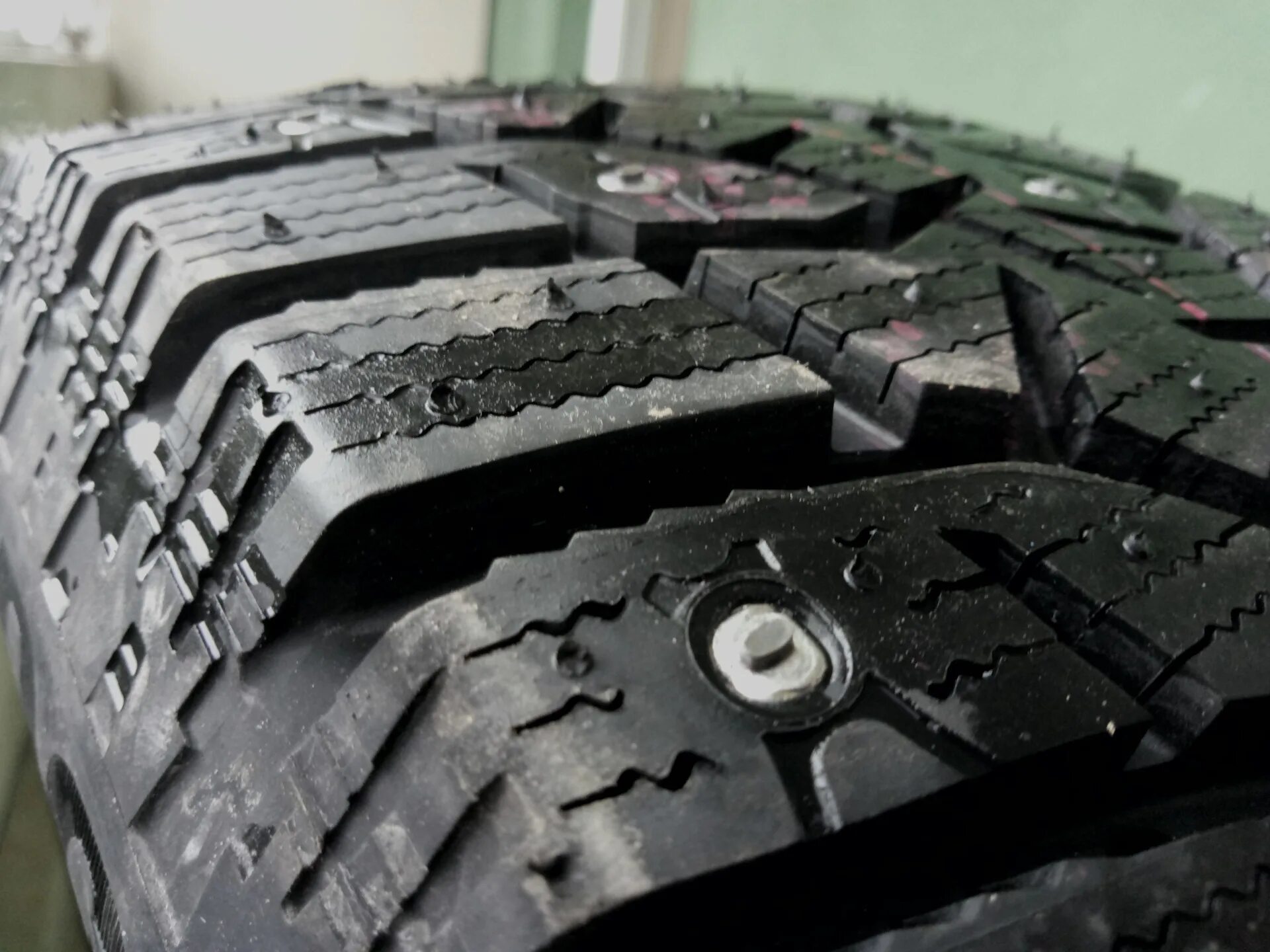 Bridgestone Spike-02. Bridgestone Blizzak Spike-02. 215-55-17 Bridgestone Spike-02. Шипы Spike 2. Резина шипы 16 купить