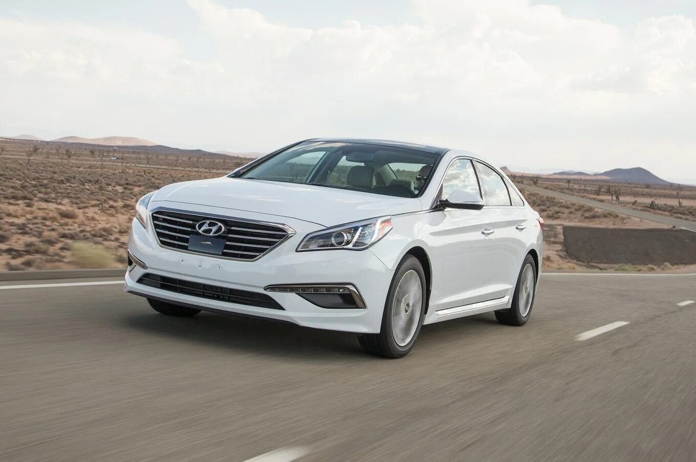 Hyundai sonata 2010 2. Nissan sonata 2020. Хендай соната 2015. Hyundai sonata se. Hyundai sonata 2017 2.