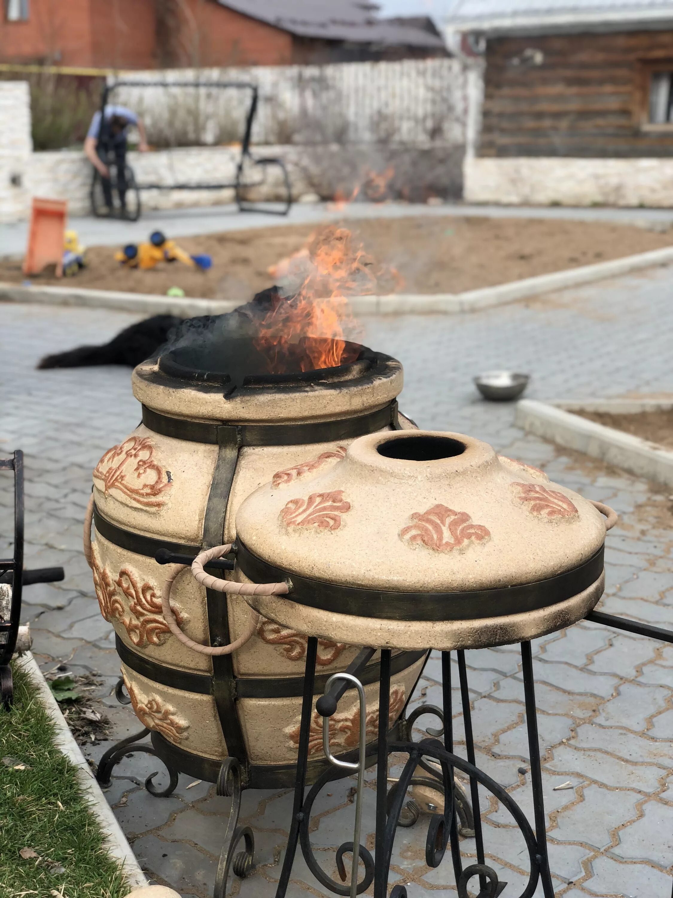 Тандыр кавказский. Тандыр металлический переносной. Армянский электротандыр. Тандыр амфора сомса. Тандыр эко персидский.