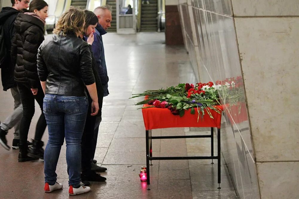 Новости дня о теракте. Теракт Лубянка парк культуры. Теракт в метро Лубянка и парк культуры. Взрывы в Московском метрополитене (2010).