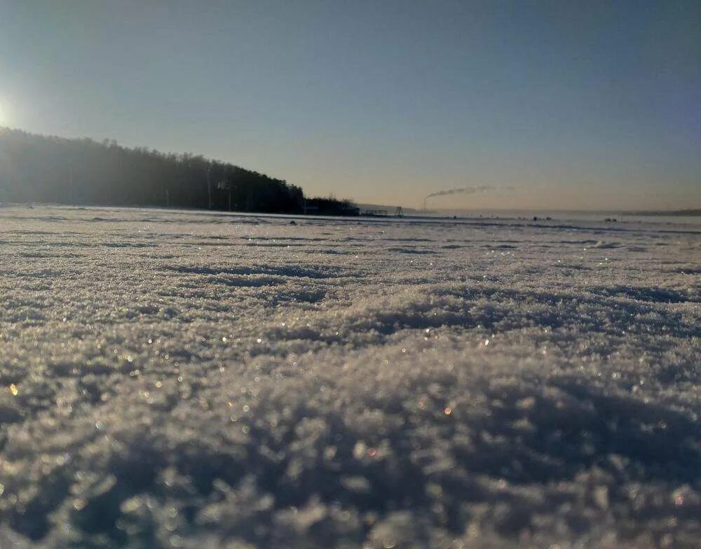 Бердск зимой. Бердск зима солнце. Красивый пейзаж зимний в Бердске. Зима в Бердске холодная. Мороз 25 градусов