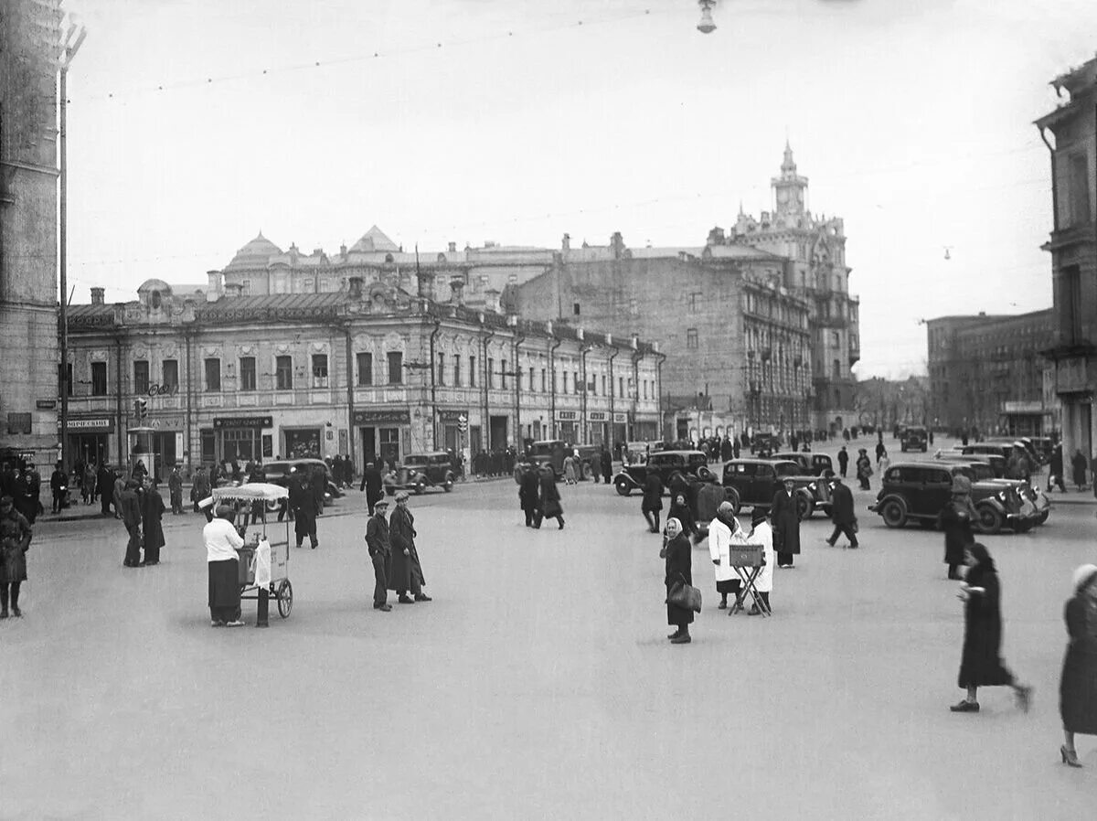 Москва 1930-е. Москва в 1930-е годы. Москва 1930 год. Тверская улица 1930. Улицы москвы 1930 годов