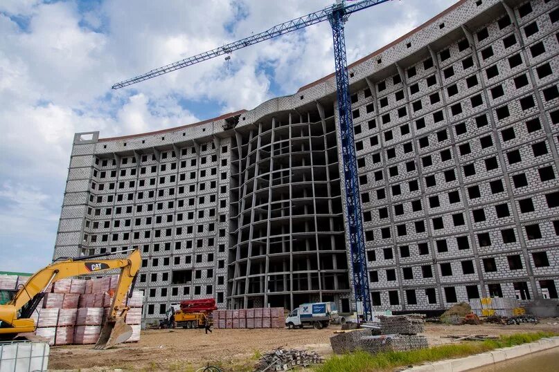 Больница нижневартовск долгострой. Нижневартовск больница на 1100 коек. Окружная больница нижневартовск стройка. Окружная больница нижневартовск новая. Больница нижневартовск долгострой.
