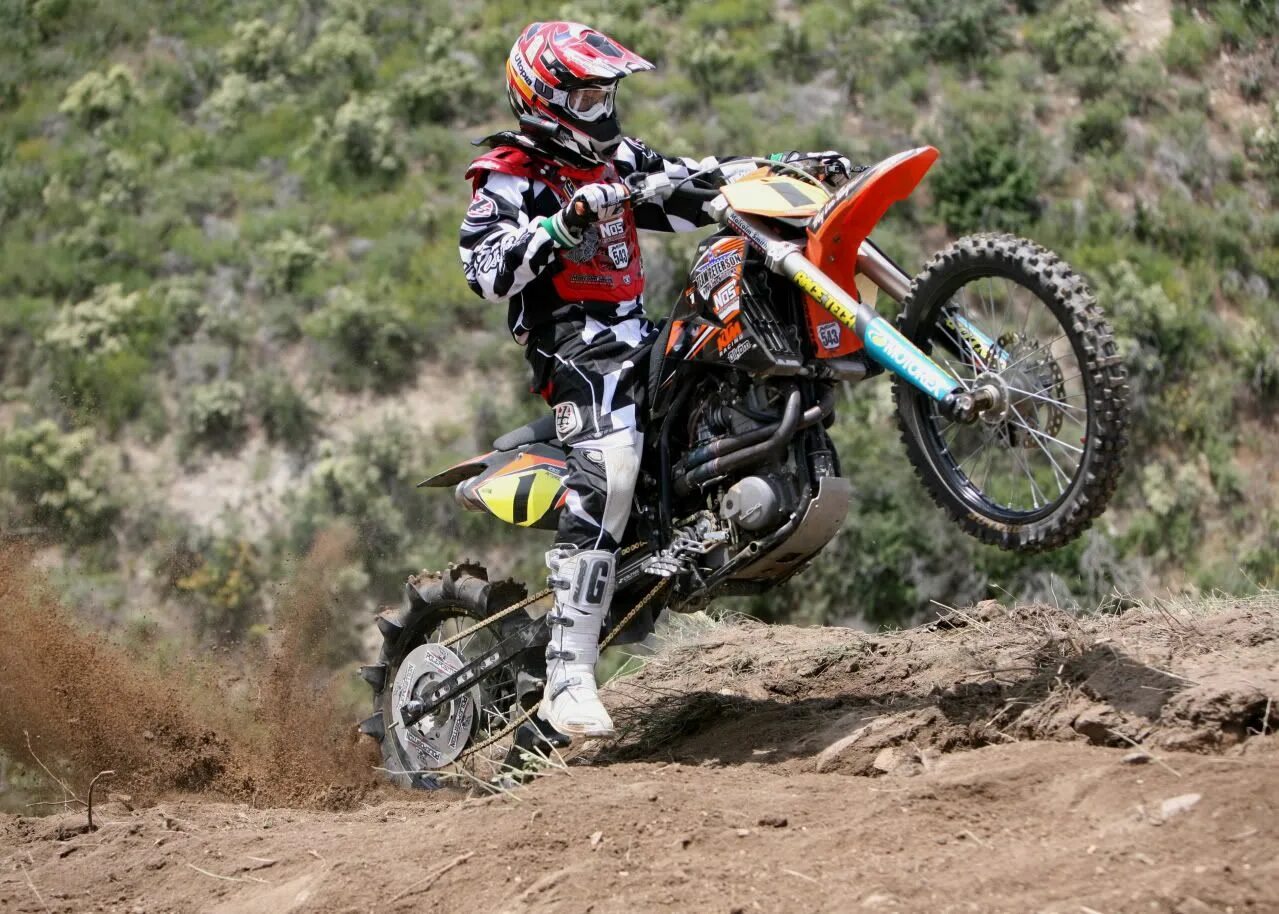 Ктм erzberg rodeo. Эндуро разгон. Эндуро wrx. Мотоцикл хускварна эндуро 2013. Эндуро разгон.
