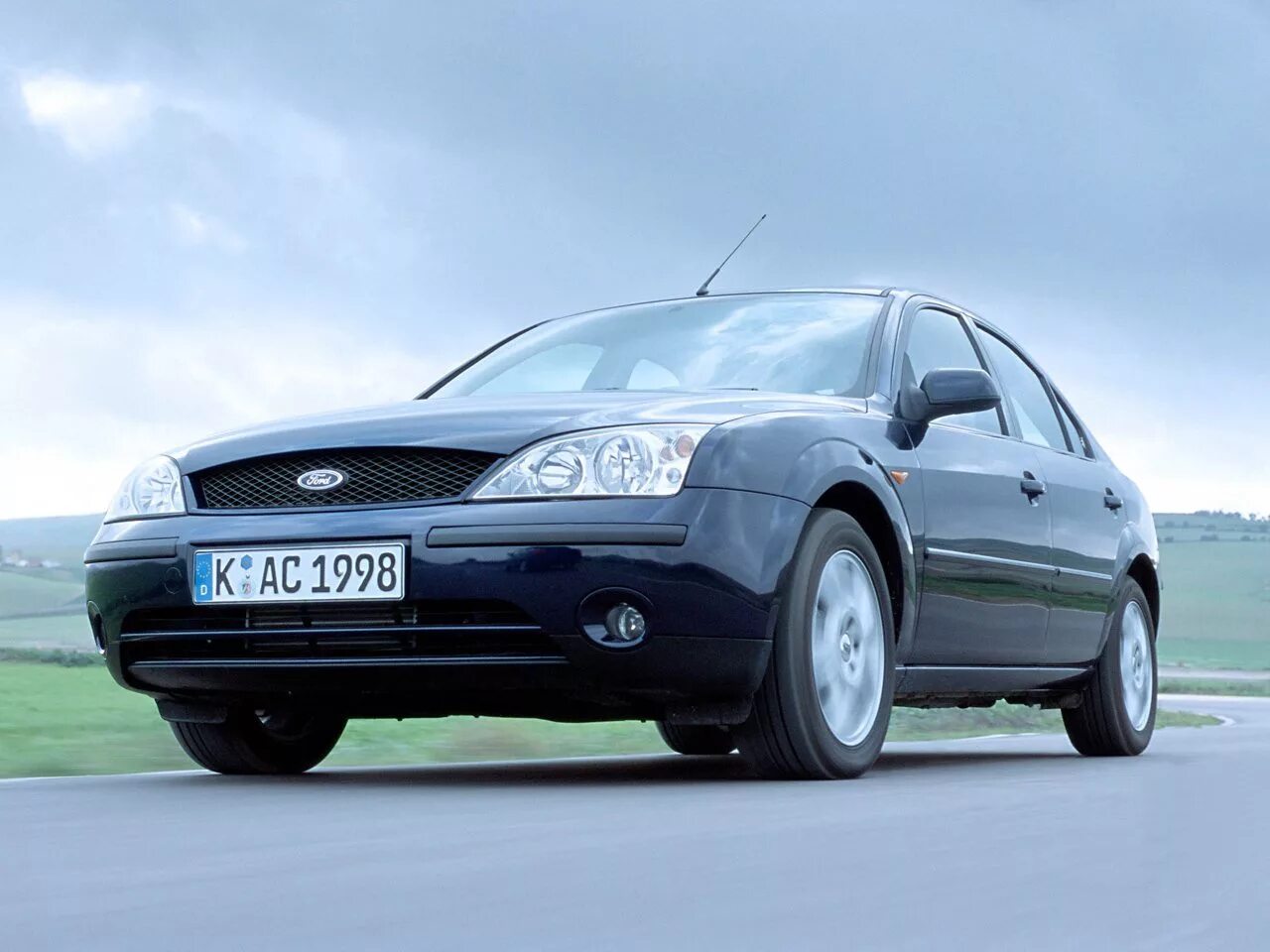 Ford Mondeo 3. Ford Mondeo 2000. Ford Mondeo III 2000. Форд Мондео седан 2000. Мондео 2000 год