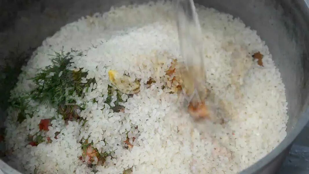 грузинский плов. плов рис варим минут. рецепты с описанием приготовления. плов в воде. плов.