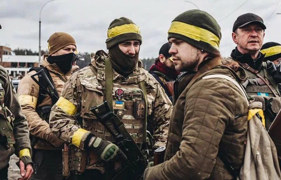 Азов Украина батальон. Боевики «Азова» взорвали дом в Мариуполе. ВСУ Азов батальон. 98 Батальон Азов.