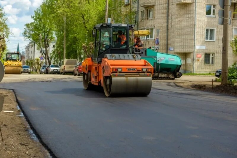 Киров ремонт м. Новости вятавтодор киров. Урицкого 7 киров. Киров ремонт м. Квартиры в кирове.