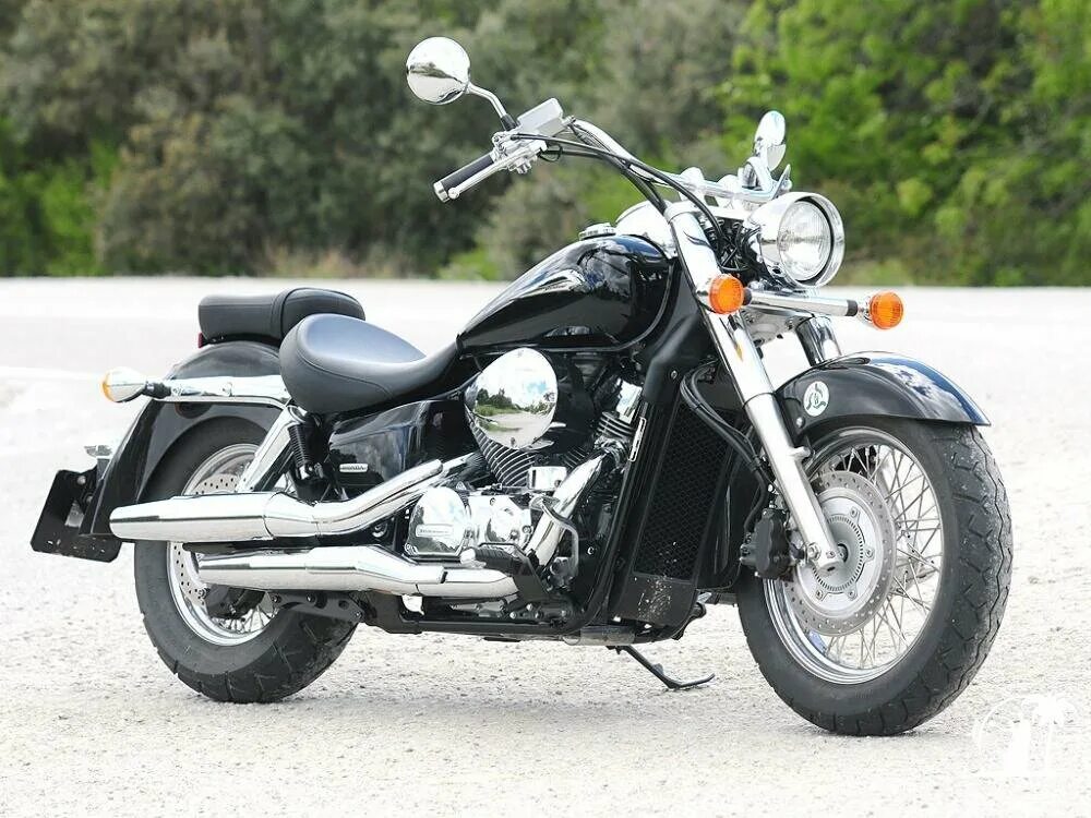 Шедоу хонда. Honda Shadow 750. Мотоцикл Honda Shadow 750. Honda VT 750 2012. Honda vt750 2015.